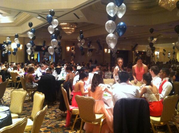 MHSBraves's tweet photo. A night to remember....#prom2k14 @ClassCouncil_14 http://t.co/ZanrgKq8Dh