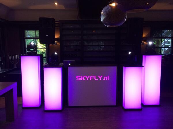 Vanavond stond ik met de <a href="/skyflynl/">SKYFLY DJ shows</a> show op de bruiloft van Esther en Mark bij Gasterij de Scheleberg in Lunteren