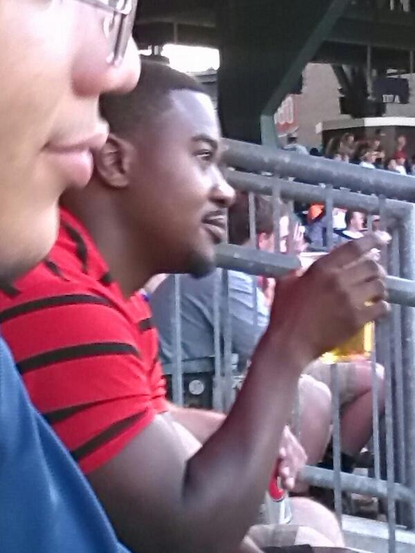 winginit14's tweet image. Ray J is at the tigers game