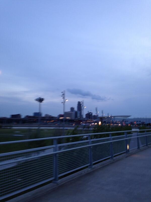 dfellforit's tweet image. I had to go to Iowa to admire the beauty of Nebraska  with @madison_kenney