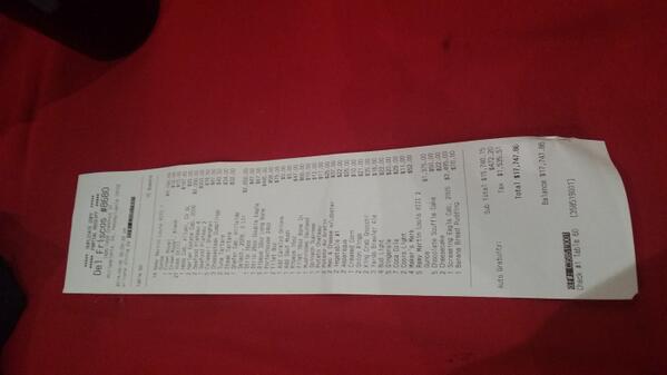 kingnickerson's tweet image. &quot;@Lanejohnson65: Rookie dinner http://t.co/TXZoriDK1y&quot; happiest server ever #AutoGrad