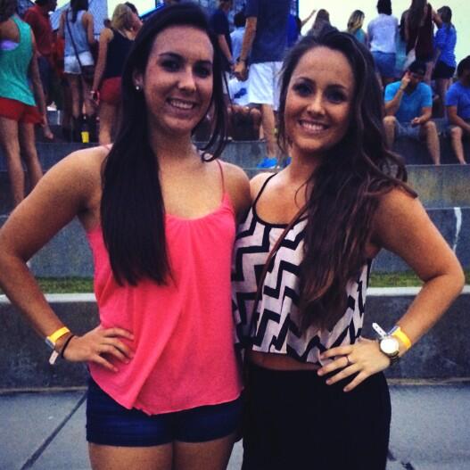 bri_morrison12's tweet photo. My boo! @amosier23 http://t.co/OOSkuTOj4M