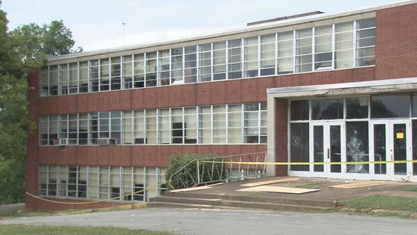 KnoxProperty's tweet photo. Wow “@JohnHenryWBIR: The state has discovered hazardous materials in a Knoxville College building. It is now closed. http://t.co/3kHPDHOInI”