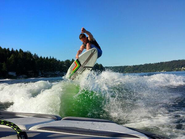 vdefender's tweet photo. Trevor Miller just killing it! #day1Wake #supraBoats http://t.co/HnOHHcyhXn