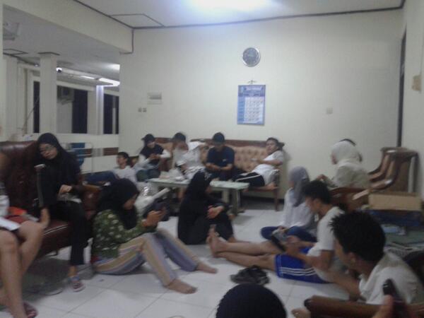 zeliforgantini's tweet photo. @GMB_GK lgi persiapan buat besok hari H #mariberbagi http://t.co/4eHlsbSiCE