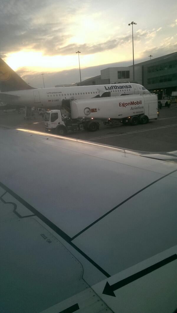 JMace91's tweet image. This is it! #boarded #abouttogo