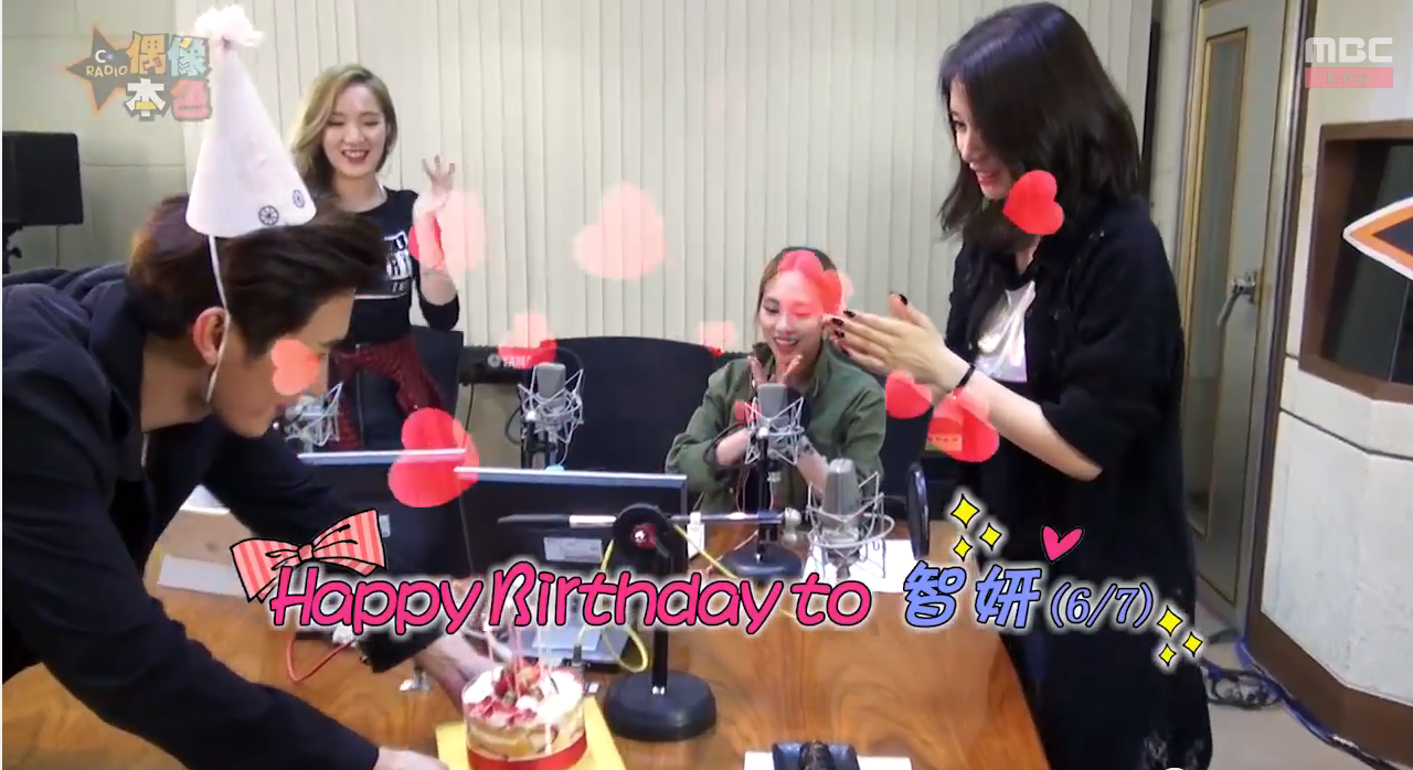 BpgGsFLCcAEQ9ek.png:large