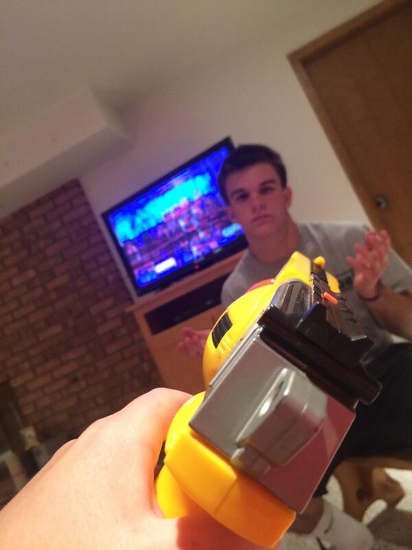 solbergnik2's tweet photo. Luke of FTB kills Avery Normandin of Dynamic Duo @HopkinsNA14 http://t.co/H5w4ADKFnL