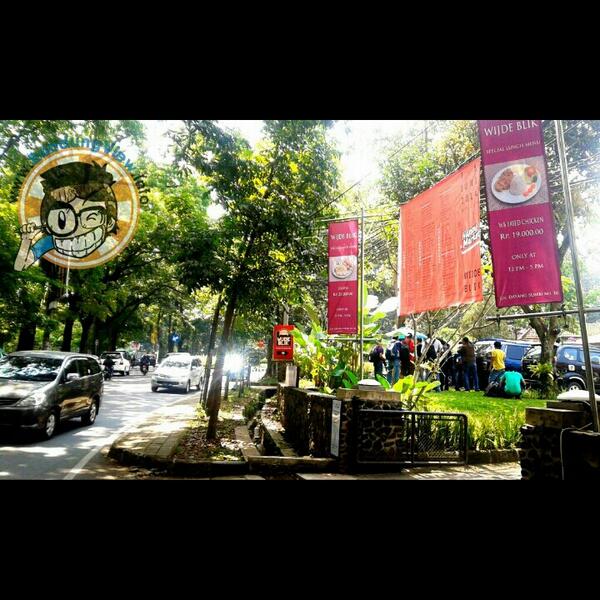 Pintu masuk @HappyMarket_BDG jl.Dayang Sumbi <a href="/Wijde_Blik/">Wijde Blik</a> #EventBDG 11am-10pm