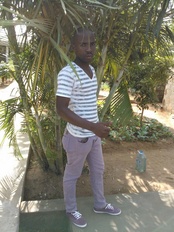 ClaudioBanze's tweet photo. Boa tarde pra tê. http://t.co/5p1WCTPYR3
