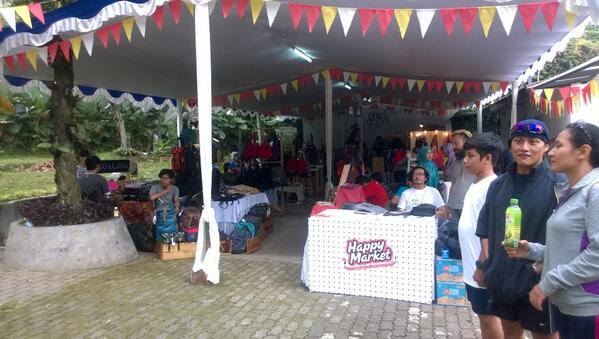 Happy Market di Wijde Blik, yuk merapat banyak barang-barang bagus &amp; workshop fotografi :)