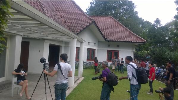 Untuk yang hobi fotografi bisa gabung sekarang, di @HappyMarket_BDG , bertempat di Wijde Blik :)