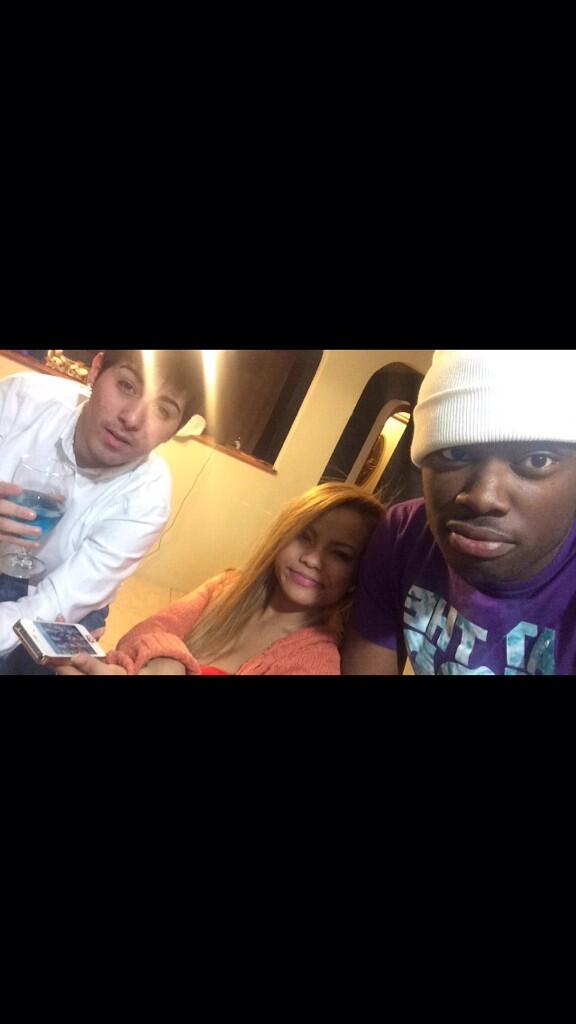 _Cdelaire's tweet photo. Memories @GUY_po #twitterlesslinda http://t.co/Wfs1IGGMjW