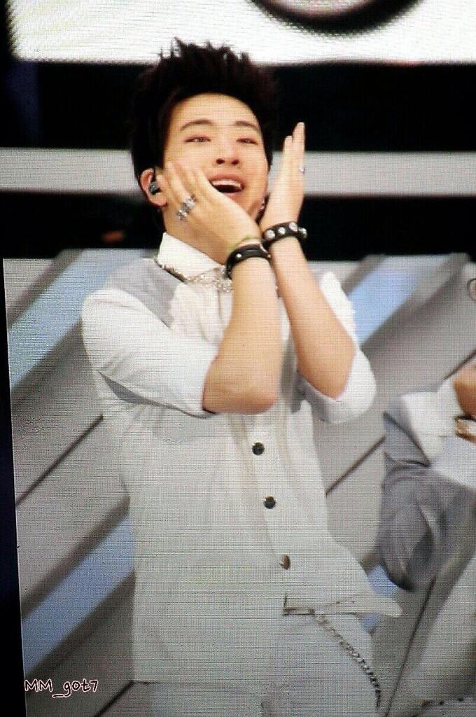 Bph0LdfCMAErdbj.jpg:large