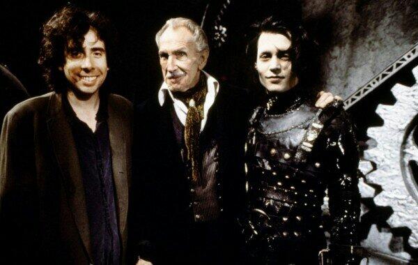 dmathches's tweet photo. Tim Burton, Vincent Price and Johnny Depp on the set of EDWARD SCISSORHANDS(1990). http://t.co/8wZQqvjQ1k