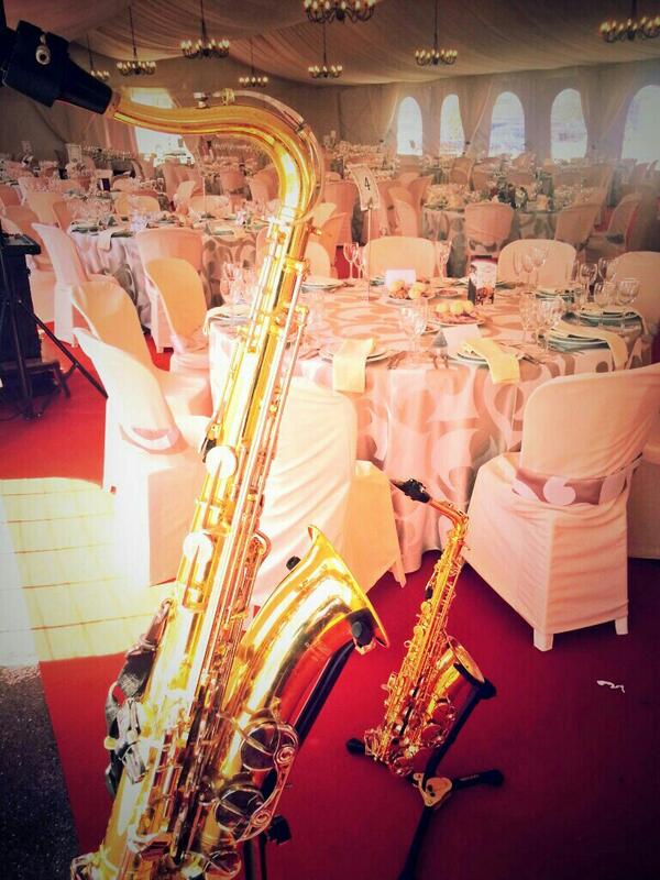 jnevado83's tweet photo. Boda en Pozoblanco, con @scaseauto y @LaHuertaCaterin Exquisita presentación y magnífica decoración. Viva el arte! http://t.co/dKR8efxzBN