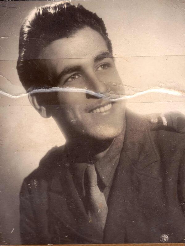 pierreborgel's tweet image. Robert Borgel 92 ans/22 ans en 44 ira jusqu'à libérer Paris rentrera chez lui le 31/08/45  #débarquement #2èmeDB