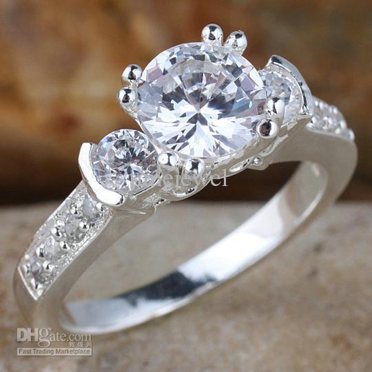 DF_Hoonroro's tweet photo. @Jiyeeooon Dino, Happy Birthday Chagi, sorry if i rarely online,not by your side, I Love You ♥ *kiss ur cheek* http://t.co/7u2bAH6evx