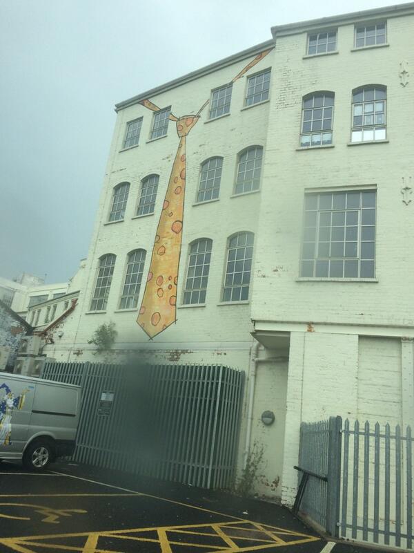 ukgraffiti's tweet photo. Raining in Digbeth! http://t.co/NKs8F2q1Ig