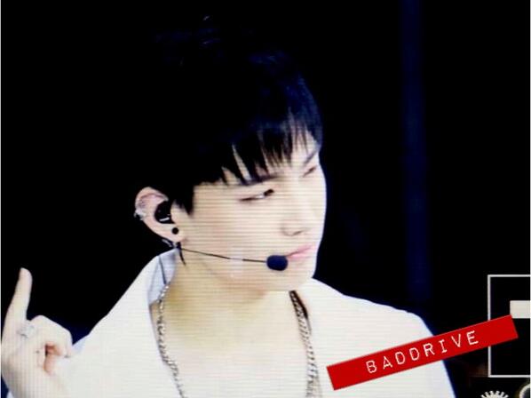 BadDrive_'s tweet image. 140607 #GOT7  #JB 나 주글래...흑발...좋아서 미치겠다 오빠 픂ㅍㅍㅍㅍㅍㅍㅍ퓨ㅠㅠㅜㅠㅠㅠㅠㅠㅠㅠ