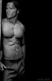 HunterAndBatman's tweet image. *casually stands around*