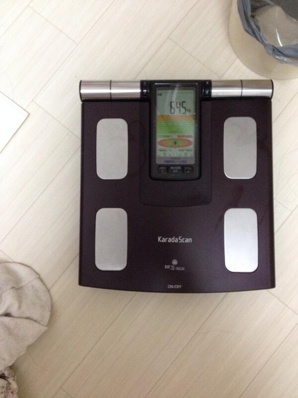 さいか tweet media