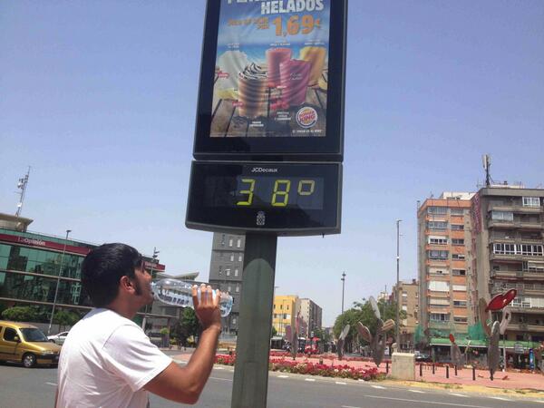 diariolaopinion's tweet image. El calor ha llegado a #Murcia para quedarse: laopiniondemurcia.es/comunidad/2014…