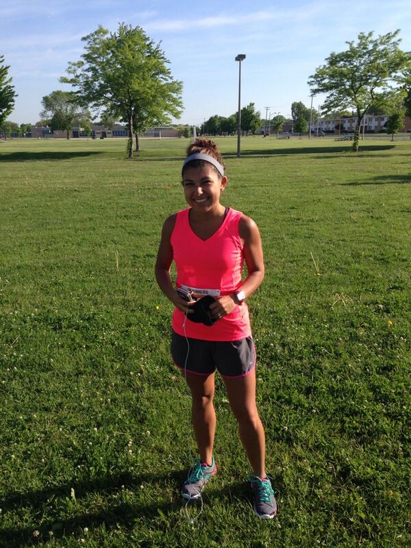 TeamRunningDead's tweet image. Ashley is ready to conquer her last leg! #sleepisforquitters #runningisforclosers