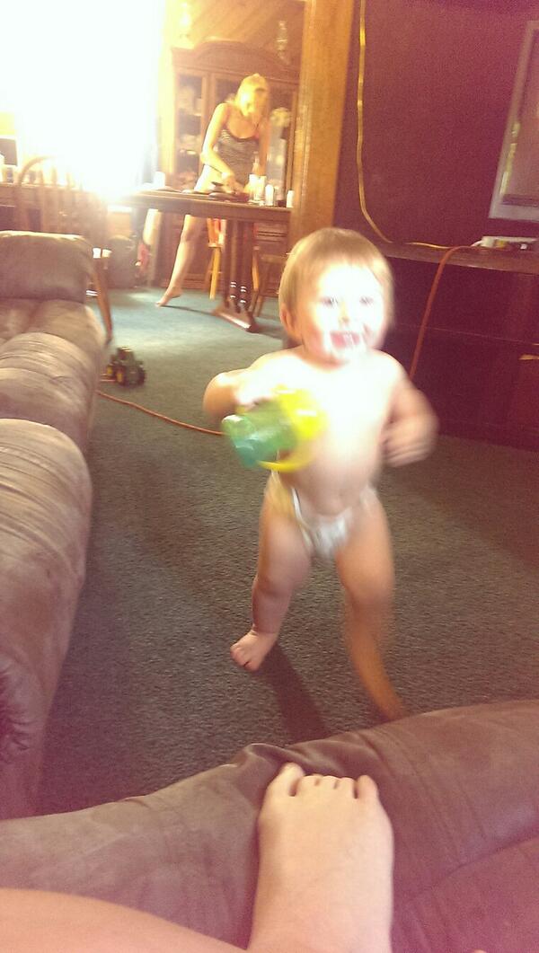 lauren5evr's tweet image. Another freaky baby likes me #pleasego