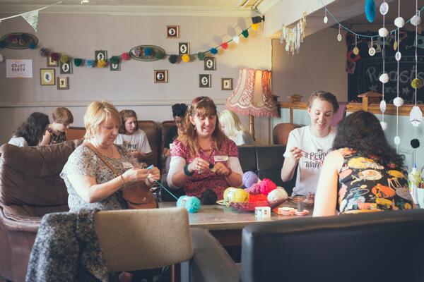 NottsEtsyParty's tweet image. Photos from yesterday's #craftparty are now online: facebook.com/media/set/?set… @etsyuk