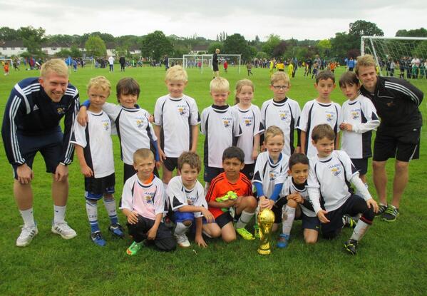 AMSoccerSchool's tweet photo. Well Done to all the U7's this morning in very wet and windy conditions! Great commitment shown! http://t.co/s3Q14RQCM7