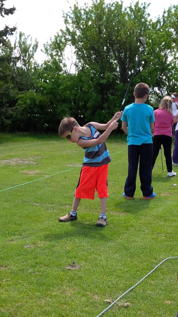 vh_dave's tweet image. Nathan&apos;s first golf lesson, let&apos;s hope he&apos;s better than his old man! #notahacker