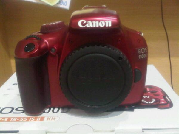 digitalpoins's tweet photo. Canon eos 1100d +18-55mm warna merah http://t.co/MM8xHvqpGd