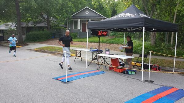 TheTrueBoard's tweet photo. Jimmie Wright of @CBMNational of Columbia crossing the finish line. @MidlandsFathers #DaddyDash #5K http://t.co/PFQnBfbt9h