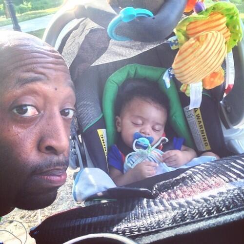 thatguyJamal's tweet image. #SweetNSweaty #firstruntogether #iwasntready #ZombiesEvaded... ift.tt/1moaC3L