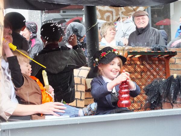 TipTopWedding's tweet photo. enjoyed chorley carnival! welldone #chorley http://t.co/B7IY1XzkgW