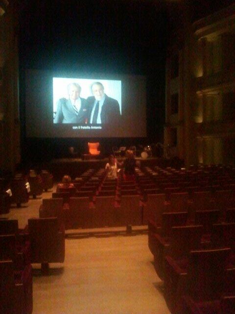 festbellezza's tweet photo. Il teatro Ristori, un piccolo gioiello che tra un'ora ospitera' Pupi Avati e il tesoro della sua esperienza. http://t.co/6lCPxRoKSX