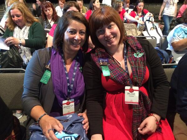 ariarose's tweet photo. Ready to go! So excited to see @Writer_DG at the #OutlanderRetreat http://t.co/F772cncdDF