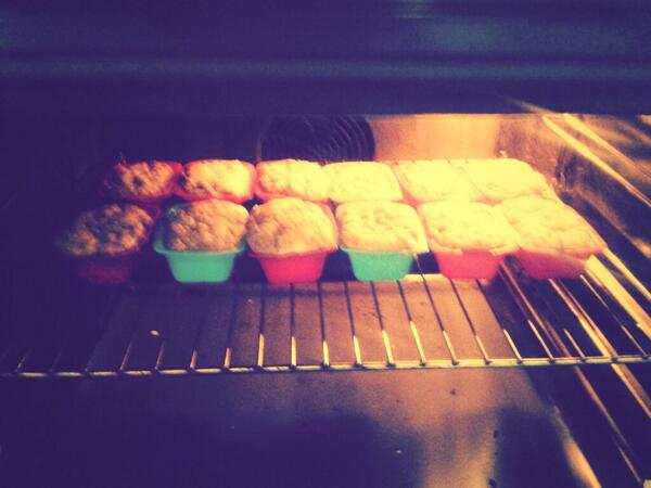 jojokrbck's tweet photo. #miniCake http://t.co/O5FW3NlKCL
