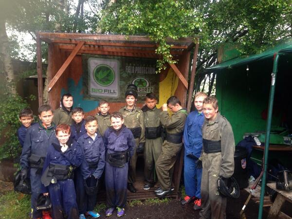 Foxhallfc's tweet photo. Good day paint balling http://t.co/L1M6WkdowQ