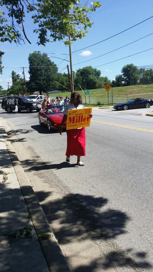 JDMiller4502's tweet photo. District Heights parade this morning! http://t.co/2jo6F98hba