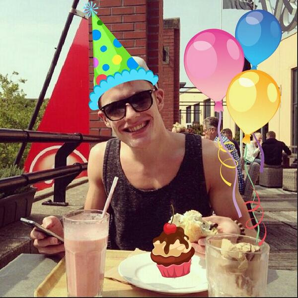 GEFELICITEERD♡ <a href="/Enzoknol/">Enzo Knol</a> #knolpower