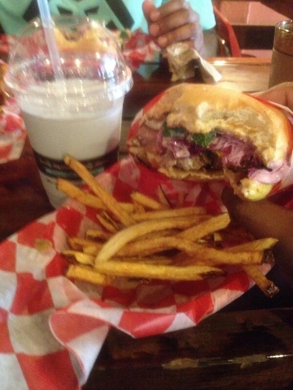shillingfordco's tweet photo. Unreal! #UBESHAKE x #ADOBOBURGER by @lilwoodys @prometheusbrown @FoodAndSh_t http://t.co/jldCV09w6l