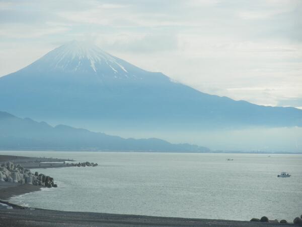 Miho Matu Blew Na Twitterze 本日の三保松原 曇り 富士山がきれいに見える 静岡 三保の松原 富士山 天気 Http T Co Qkmrwxyway