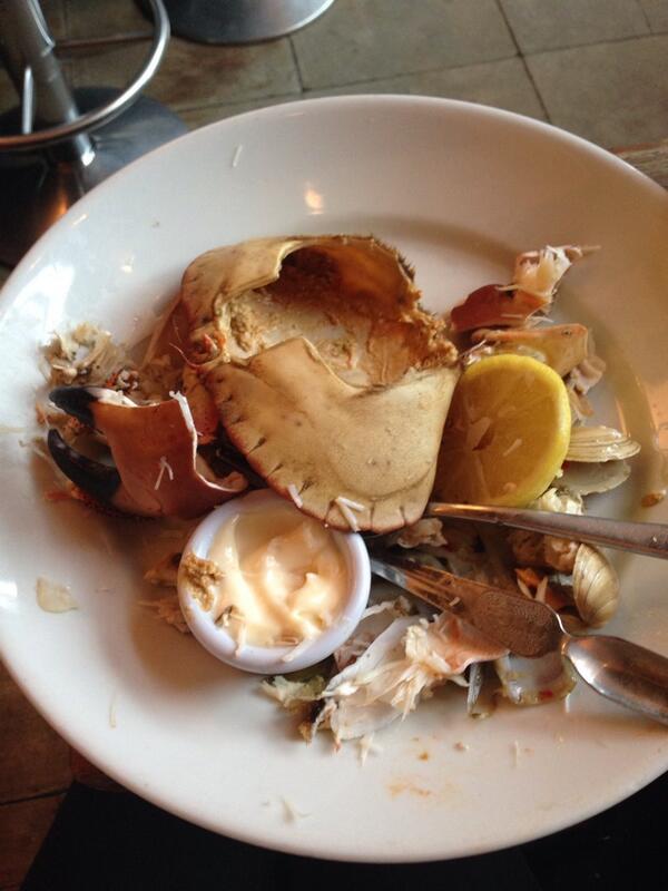 BreakingGrad's tweet image. Didn't know what to do with it...so I ate it #crabshack