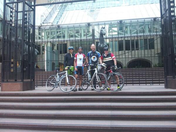 SimonTyler1's tweet photo. Made it to london luc with arif, Will with alan cummins. Slight detour from main pack. #bcitchallenge @bcitchallenge http://t.co/LdtujwDVVo
