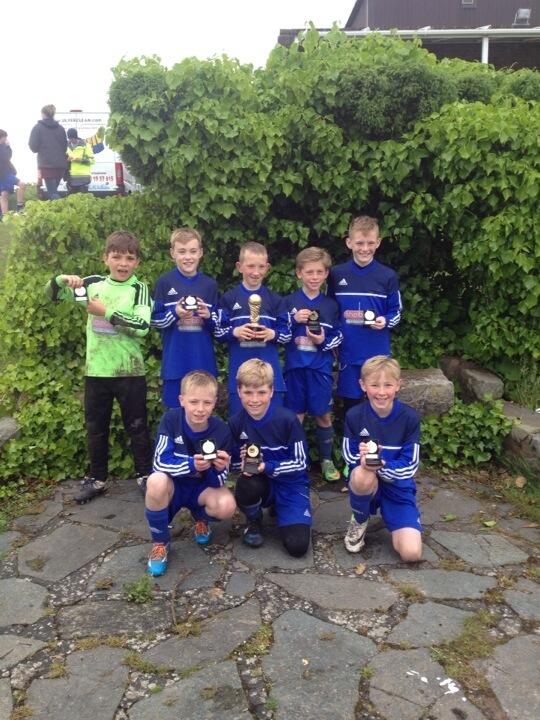 markhoare8's tweet photo. @The_Visitor Heysham blue stars under 11's won the Ulverston tournament winning all 7 games without conceding a goal http://t.co/5drPc32EoQ