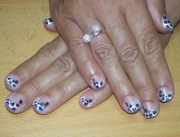 VueloM's tweet photo. Esmalte permanente http://t.co/uYBO4NEJTy
