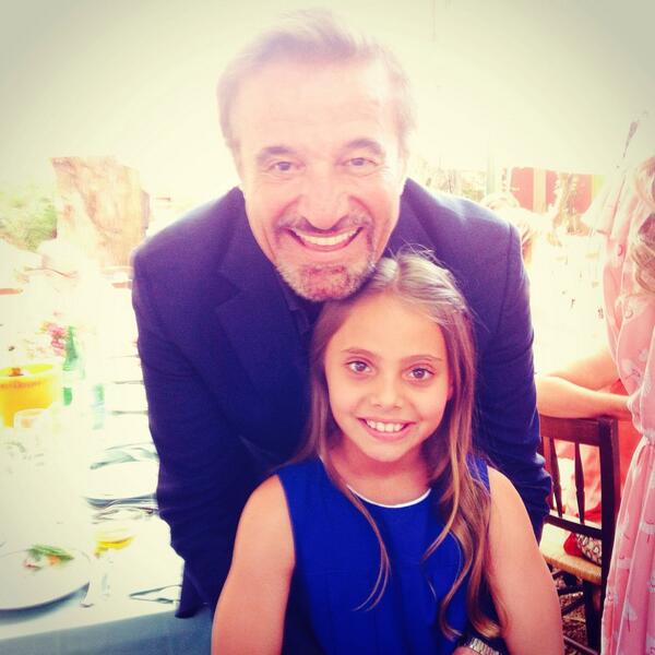 OfficialBelvede's tweet photo. ...anke lei e' impazzita x il mitico         De Sica. http://t.co/4BcNbOsBPU