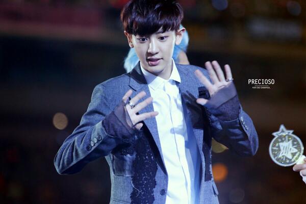 seokj_1201's tweet photo. "@EXOffical: [HQ] 140607 2014 Dream Concert - Chanyeol (cr. precioso) http://t.co/l0LLbP28gc"